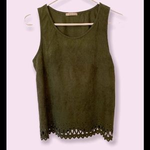 Concert by Clare women’s sleeveless dark green top size small
